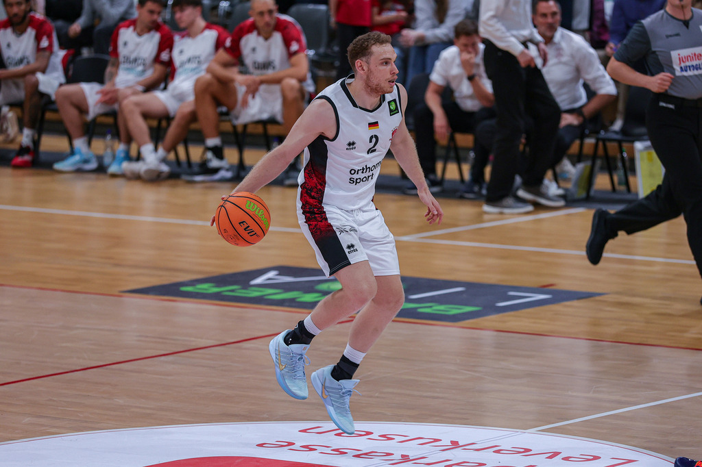 BAYER GIANTS vs VfL Sparkassenstars Bochum-55 | Fotos von Basketballspielen aus dem Raum NRW fotografiert von Gero Mueller-Laschet und Daniel Schaefer - Realisiert mit Pictrs.com