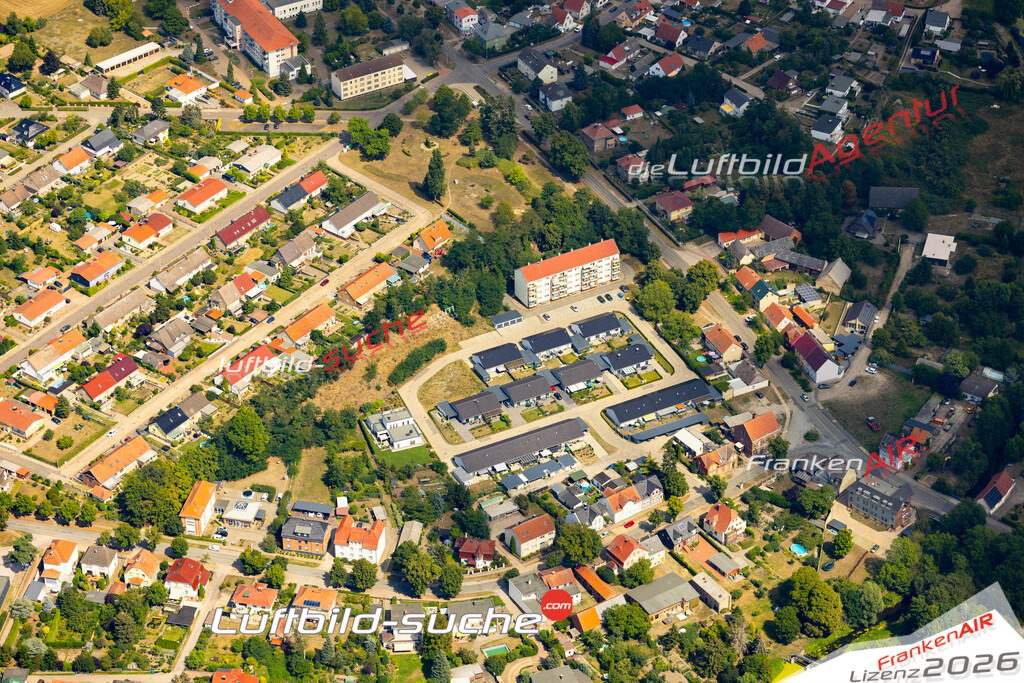 Das Luftbild der Stadt Osterburg wurde 2022 vom Flugzeug heraus erstellt (keine Drohnen-Aufnahmen) Aufnahmehöhe ca.450 Meter- hohe Bildauflösung und Druck-Qualität. Garantiert!