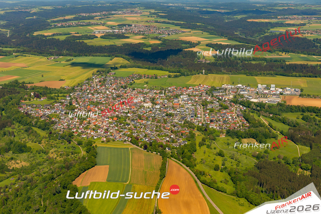 Das Luftbild zeigt : Lindach Schwäbisch Gmünd - Die Luftaufnahme wurde 2024 vom UL-Flugzeug aus erstellt ( keine Drohne ) - Hochauflösende Luftaufnahme - Für grossformatige Ausdrucke geeignet. Die Geschenkidee !Mit Lizenz und Bildrechte bestellbar