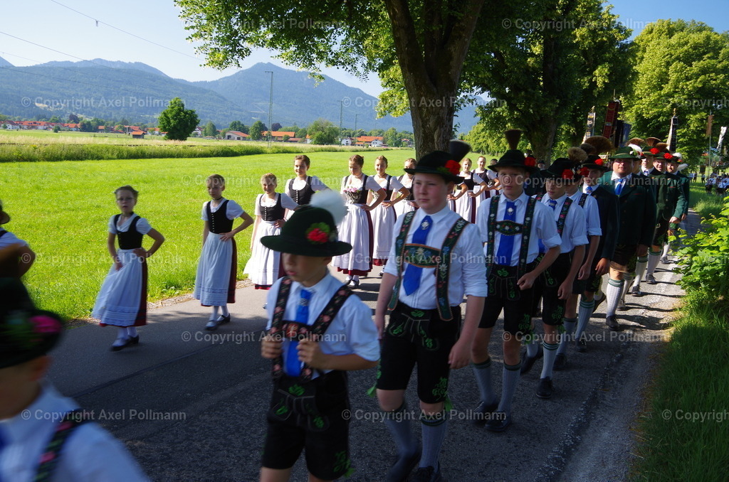 IMGP4880 | fotografiert von Axel PollmannLeonhardi Wallfahrt Benediktbeuern und Murnau, Fronleichnam, Fasching, Landschaft im Loisachtal und Benediktbeuern  - Realisiert mit Pictrs.com