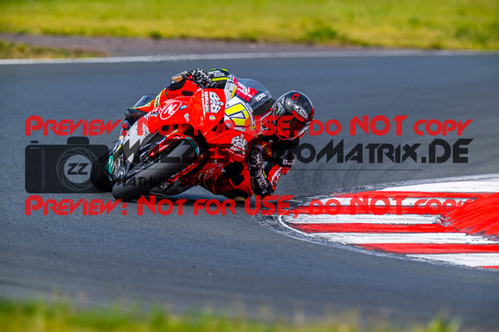 MaZZes_FotoMatrix_220521_0693 | Fotograf Mathias Schmid
Sportfotograf,
Eventfotograf,
Hochzeitsfotograf,
Portraitfotograf