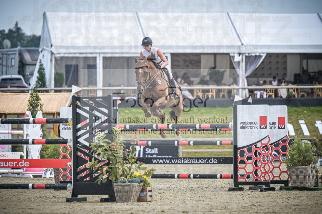 DOS_0874 | Entdecke hochwertige Reitturnierfotos von Foto Oger. Professionell, emotional und authentisch – jetzt Lieblingsmomente im Shop bestellen.Deutschlandweite Turnierfotografie. - Realisiert mit Pictrs.com