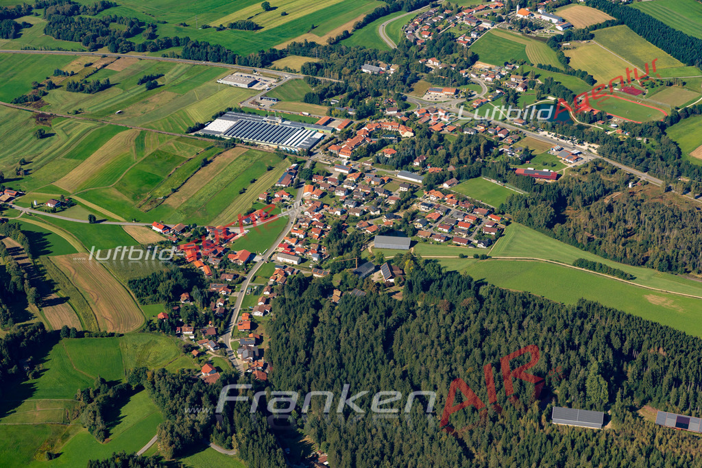 Aktuelles Luftbild von  Arrach Kauf mit Lizenz / Bildrechten möglich- Die Luftaufnahme wurde 2021 mittels UL-Flugzeug erstellt ( keine Drohne ) - hochauflösende Kamera-Systeme von  Canon -Beste Qualität - Für grossformatige Ausdrucke geeignet. Die Geschenkidee !
