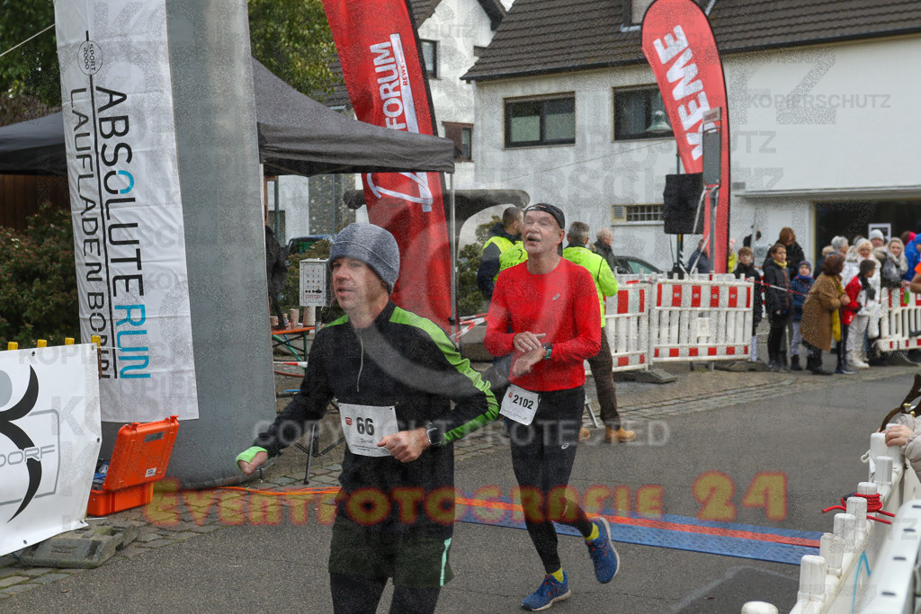 221127_1213_EV9_3400 | Sportfotografie im Rhein-Sieg Kreis, Köln, Bonn, NRW, Rheinland Pfalz, Hessen, etc. Unser Tätigkeitsfeld umfasst den Laufsport vom Volkslauf über den Marathon, Duathlon, Triathon bis zum Ultralauf wie Kölnpfad Ultra oder Schindertrail.