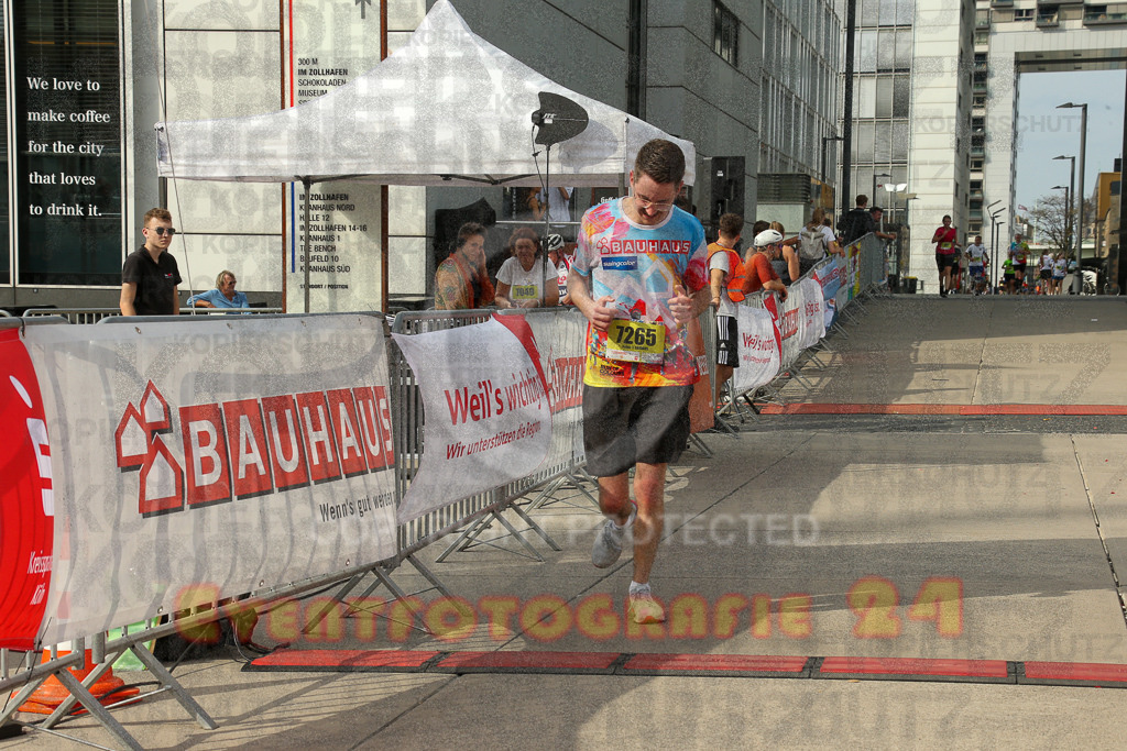 250920_1525_EX1_9360 | Sportfotografie im Rhein-Sieg Kreis, Köln, Bonn, NRW, Rheinland Pfalz, Hessen, etc. Unser Tätigkeitsfeld umfasst den Laufsport vom Volkslauf über den Marathon, Duathlon, Triathon bis zum Ultralauf wie Kölnpfad Ultra oder Schindertrail.