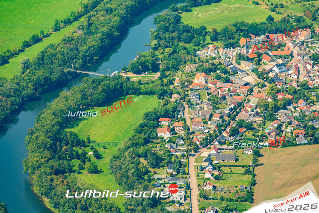 Schöne Luftaufnahme als Geschenk in Gröna Bernburg - Die Luftbildaufnahme wurde 2025 vom UL-Flugzeug heraus erstellt ( keine Drohne ) - Hochauflösende Luftaufnahme -Nicht vergleichbar mit Google Maps oder Satelittenbilder- Die Geschenkidee !Mit Lizenz und Bildrechte bestellbar