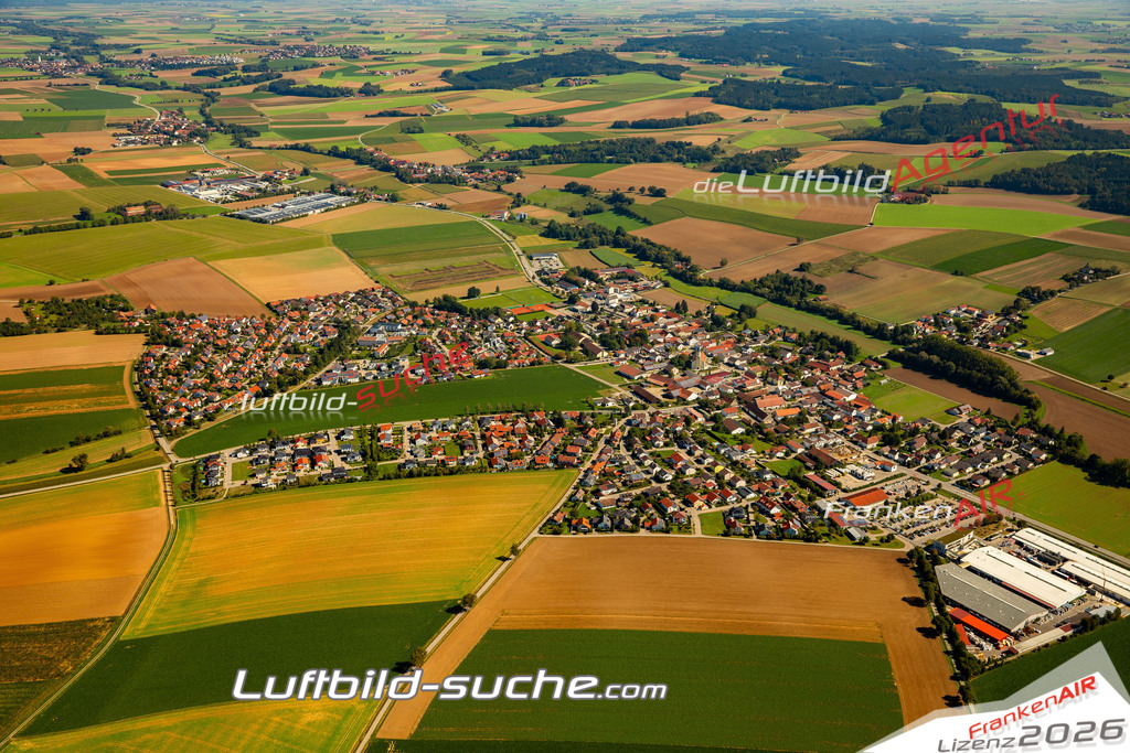 Das Luftbild zeigt :  Leiblfing - Die Luftaufnahme wurde 2023 vom UL-Flugzeug aus erstellt ( keine Drohne ) - Hochauflösende Luftaufnahme - Für grossformatige Ausdrucke geeignet. Die Geschenkidee !Mit Lizenz und Bildrechte bestellbar