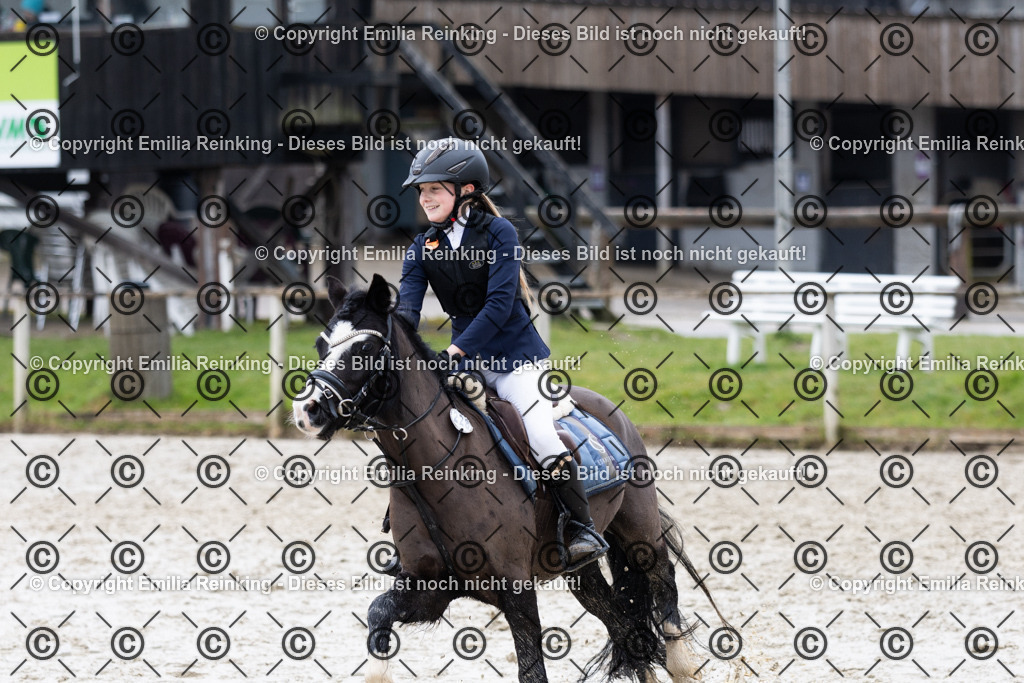 CL5A6937 | Emilia Reinking Fotografie - Realisiert mit Pictrs.com