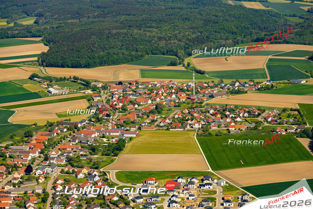 Das Luftbild zeigt :  Buchdorf - Die Luftaufnahme wurde 2024 vom UL-Flugzeug aus erstellt ( keine Drohne ) - Hochauflösende Luftaufnahme - Für grossformatige Ausdrucke geeignet. Die Geschenkidee !Mit Lizenz und Bildrechte bestellbar