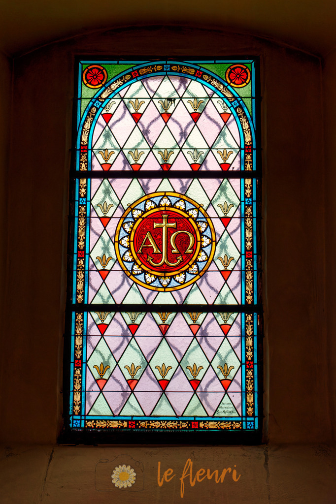 Kirchenfenster in St. Peter am Ottersbach | Dies ist der Shop von Florian Blum - le fleuri. Langenthal, Bern, Schweiz. Sie können hier meine oder ihre eigenen Fotos als Fotoprodukte kaufen. Tassen, Schlüsselanhänger, Taschen etc. können Sie hier gestalten.  - Realisiert mit Pictrs.com