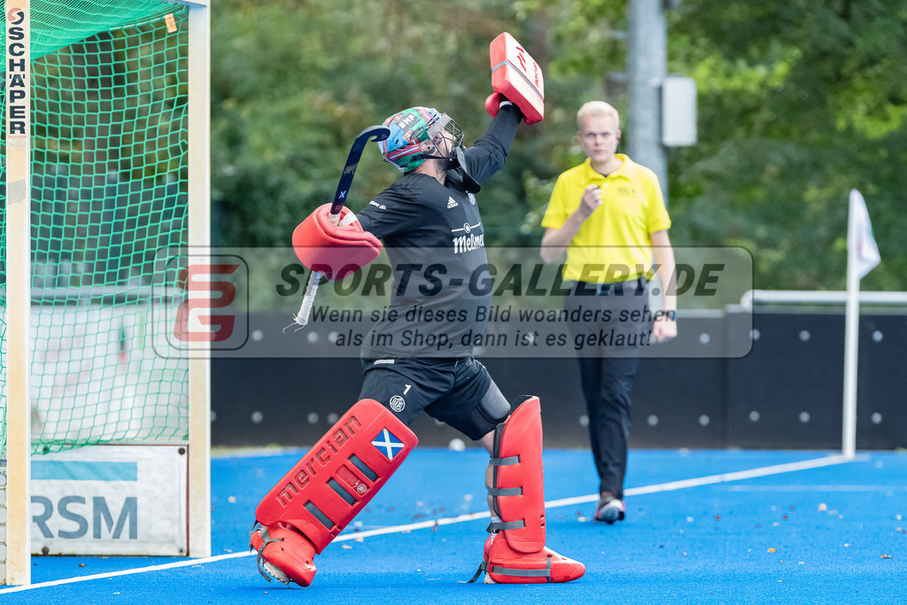 HK_20230930_104753 | 1.Bundesliga Herren Crefelder HTC - Club an der Alster am 30.9.2023 CHTC, Krefeld , Thomas Iain Alexander Torwart ( Club an der Alster #1 )