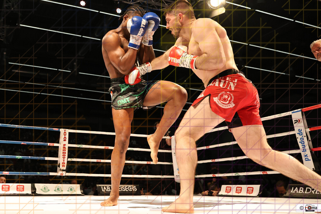 Akingbade vs Braun 25.04.2026 tomafocus Tb00107 | professionelle Sport- und Eventfotografie von Tomafocus – dynamische Bilder, emotionale Momente und hochwertige Aufnahmen für jeden Anlass. - Realisiert mit Pictrs.com