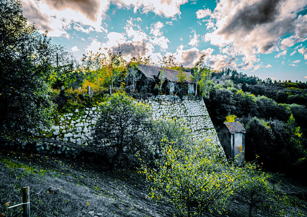 MPI_Landscape_0011 | Alte Schmiede am alten Steinbruch in Waldulm - Realisiert mit Pictrs.com