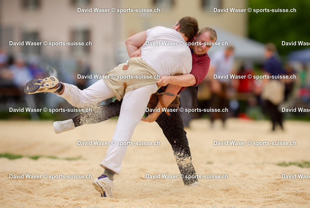 Stoll Thomas _ - Murer Andy __ _ la F_te Cantonale Neuch_teloise de Dombresson le samedi 18.05.24 (2) | sports-suisse.ch