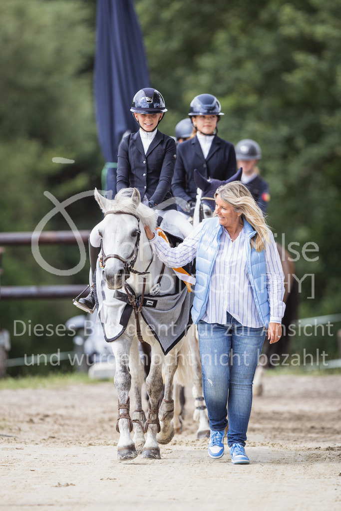 230729_BHO_PonyTrophy-623 | Deine schönsten Turniermomente als professionelle Fotos! Entdecke hochwertige Pferdesport-Fotografie im Online-Shop. Jetzt Fotos finden & bestellen!