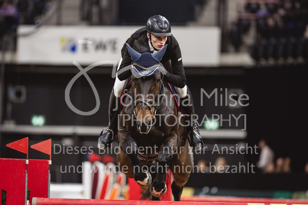 231028_Oldenburg_S1-Spr_Amateure-170 | Deine schönsten Turniermomente als professionelle Fotos! Entdecke hochwertige Pferdesport-Fotografie im Online-Shop. Jetzt Fotos finden & bestellen!