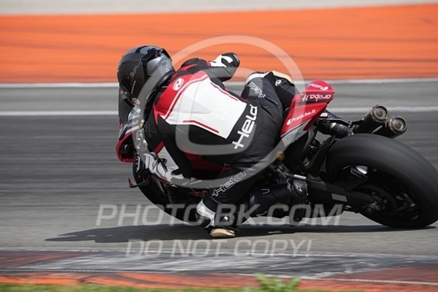 2024_03_28_PBK_31373 | Sportfotografie; SlowMotion; Video; Rennstrecke; Hafeneger; Speer; Racing; RSE; BMW; CBO; Trackday; Motorsportarena; Hockenheimring; Brno; Most; Barcelona; Valencia