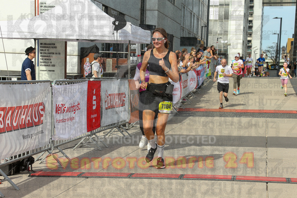 250920_1338_EX1_5956 | Sportfotografie im Rhein-Sieg Kreis, Köln, Bonn, NRW, Rheinland Pfalz, Hessen, etc. Unser Tätigkeitsfeld umfasst den Laufsport vom Volkslauf über den Marathon, Duathlon, Triathon bis zum Ultralauf wie Kölnpfad Ultra oder Schindertrail.