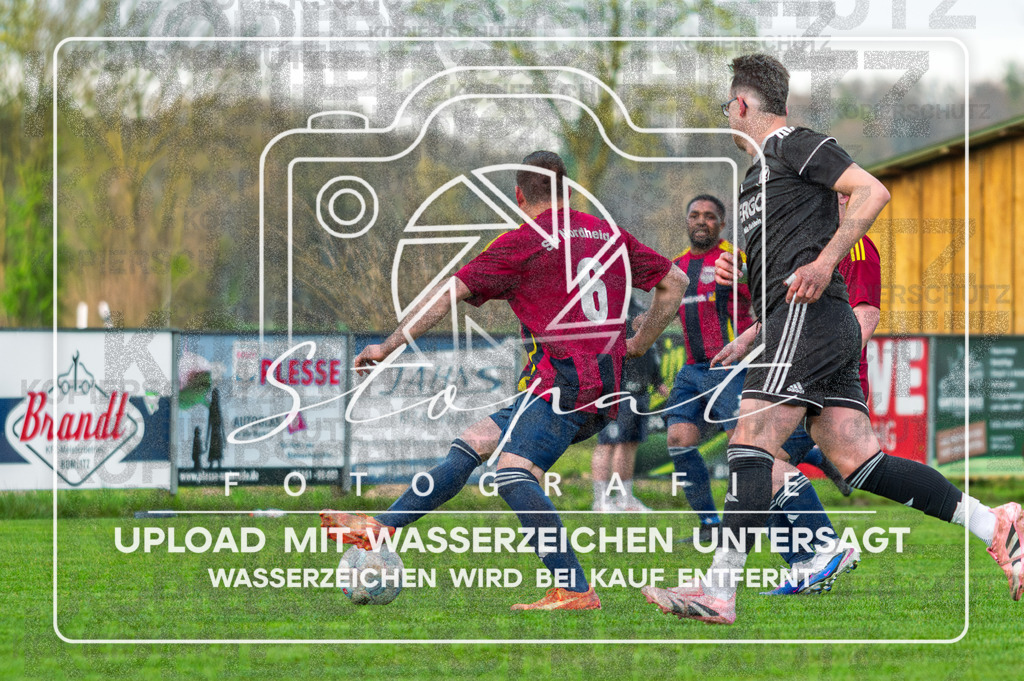 FGFSSGN-1021 | Pascal Fuhwerk (SG Nordheide 3 #06) beim Herren 3. Kreisklasse HK Spiel zwischen FG Fulde-Stellichte II und SG Nordheide III im Fulder Zentralstadion, Fulde (Simon Paul Stopat) - Realisiert mit Pictrs.com