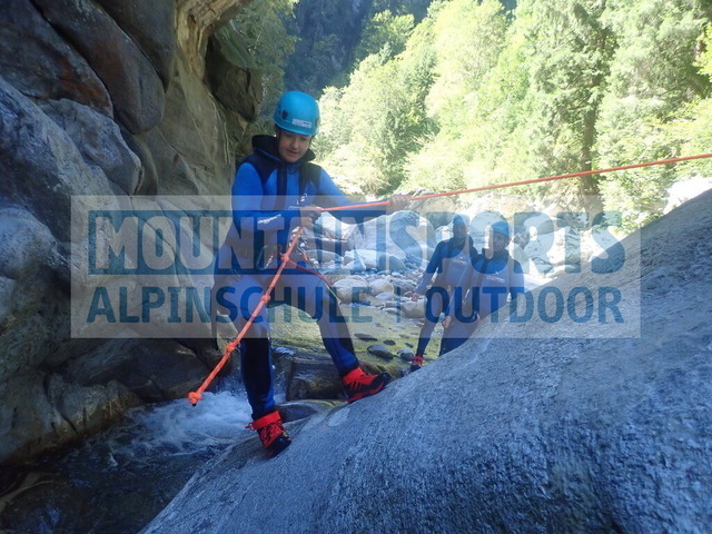 P9220006 | Bestelle die Bilder deines Berg- oder Wasser-Abenteuers mit Mountain Sports bequem von zu Hause aus direkt über unseren Online Fotoshop von pictrs.com. - Realisiert mit Pictrs.com