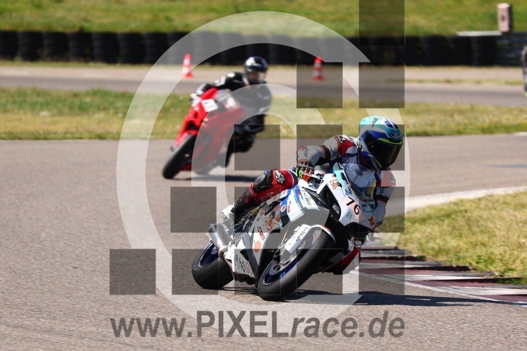 0076-20260423_01026 | Schöne Erinnerungen an spannende Momente - das festzuhalten ist unser Job. PIXELrace.de ist seit 2003 auf den Rennstrecken Europas unterwegs um die Action draußen beim Fahren und die wunderbare Stimmung imm Fahrerlager für euch einzufangen.