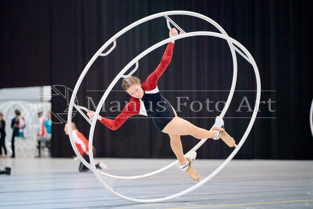 A-DSC02618 | Professionelle Sportfotografie in Hamburg, Schleswig-Holstein und Niedersachsen – spezialisiert auf Rhönrad, Geräteturnen, Leistungsturnen und rhythmische Sportgymnastik. Bundesweite Begleitung von Rhönrad-Events. Jetzt Sport-Fotos - Realisiert mit Pictrs.com