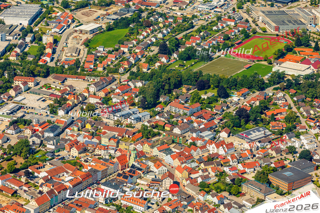 Luftaufnahme von Vilsbiburg Vs Google Maps- Die Luftaufnahme wurde 2025 vom UL-Flugzeug heraus erstellt ( keine Drohne ) - Hochauflösende Luftaufnahme - für professionelle Ausdrucke geeignet. Die Geschenkidee !Mit Lizenz und Bildrechte bestellbar