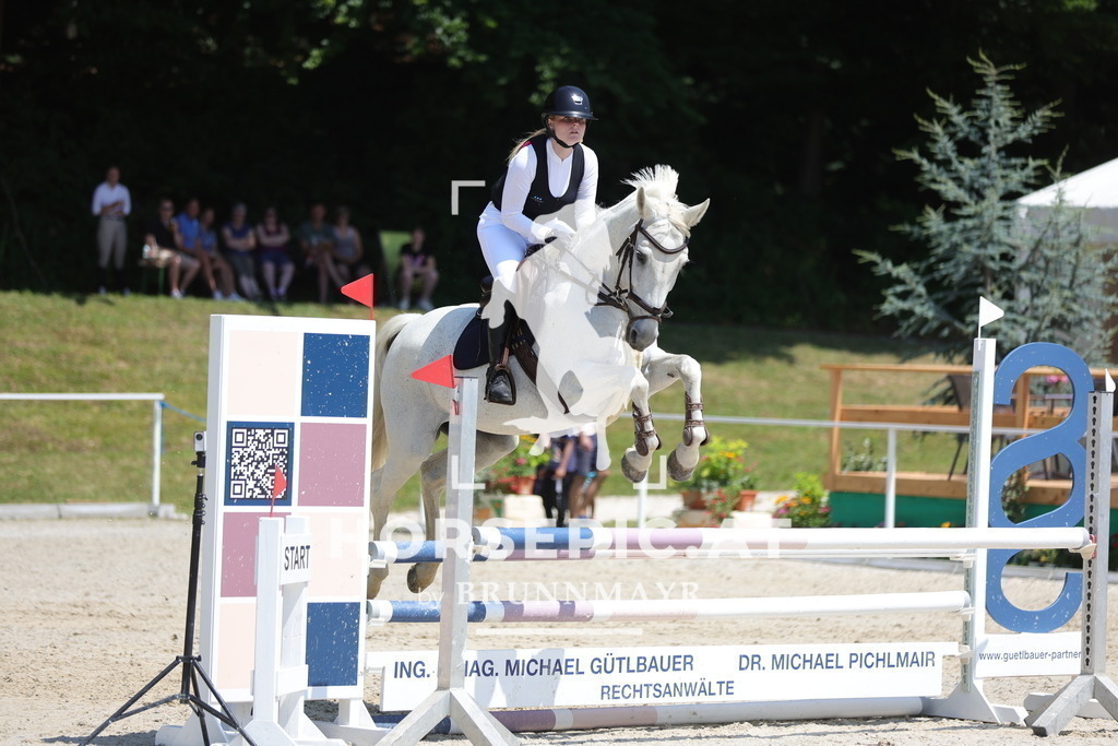 0P6A9337 | Willkommen bei Brunnmayr - Design & Fotografie – Ihrem Spezialisten für Reitturniere und Pferdeveranstaltungen in Oberösterreich, Salzburg und Bayern! Seit über 17 Jahren sind wir leidenschaftlich dabei.