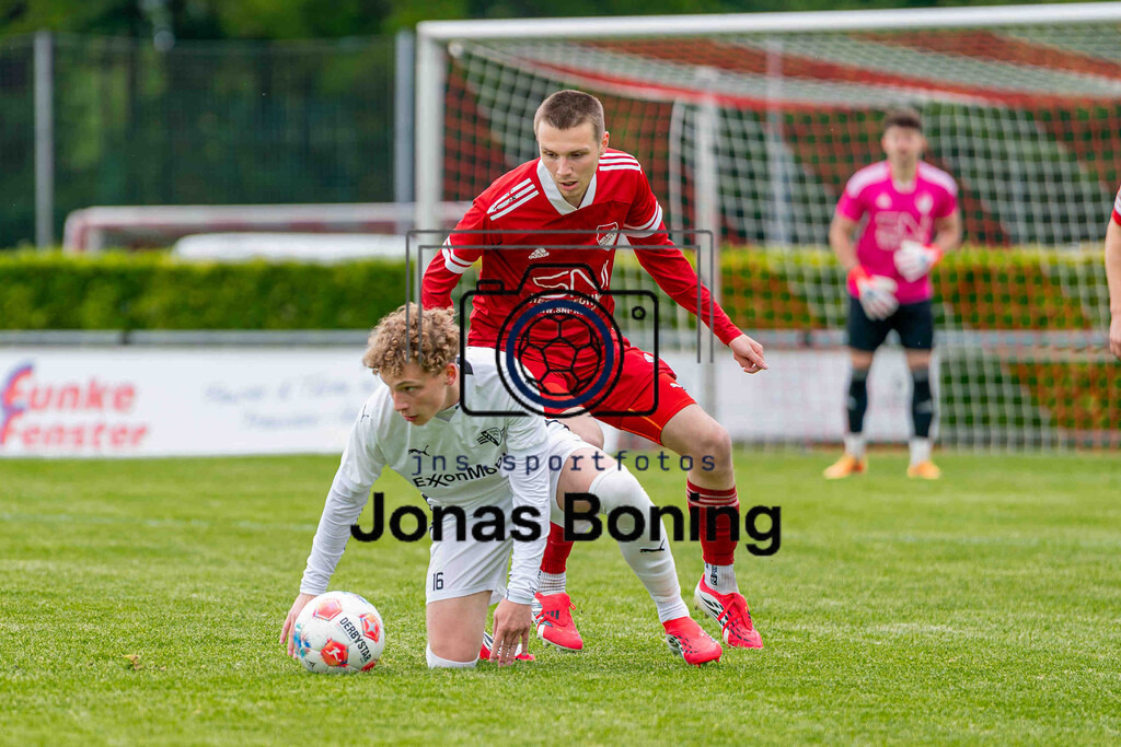 Fußball I Herren I Saison 2025-2026 I Bezirksliga Weser-Ems 4 I 32. Spieltag I SV RW Visbek - VfL Oythe I 05262 | jns.sportfotos - Realisiert mit Pictrs.com