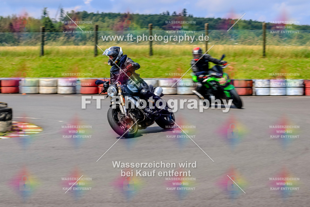 _TCM3401 | Hier findet Ihr Bilder von Touristenfahrten auf der Nürburgring Nordschleife oder von anderen Veranstaltungen die ich besucht habe. Viel Spass beim Durch Schauen 