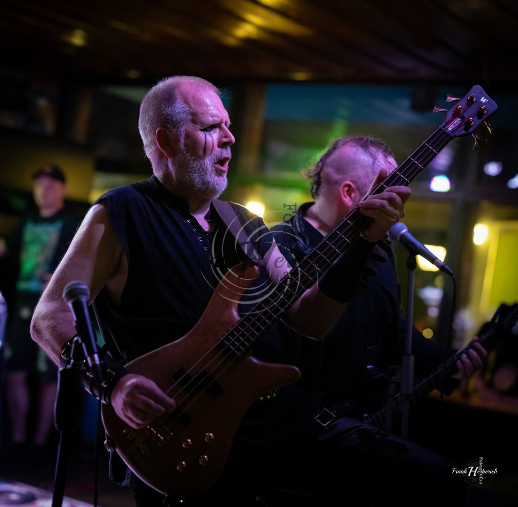 Hel´s Throne 02.05.2026 Lemmy´s Bad Friedrichshall | Frank Herberich Fotografie, Frank Herberich, Fotografie, Hochzeit, Portrait, St. Peter Ording, Ording, Westerhever, Nordsee, Frank Fotografie, Hardheim,  Odenwald,Walldürn, Band,Eventfotografie - Realisiert mit Pictrs.com