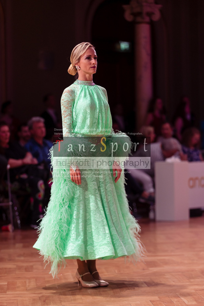 20250705_WDSF_Open_SenII_Std-dC25-2842 | Tanzsportbilder, Standardtanz, Lateintanz, WDSF, DTV, LTVB, dancecomp, goc, hessen tanzt, blaues band der spree, walzer, tango, wiener walzer, slowfox, quickstepp, samba, rumba, cha-cha-cha, paso doble. jive, hd-kroft photography, turniertanzsport