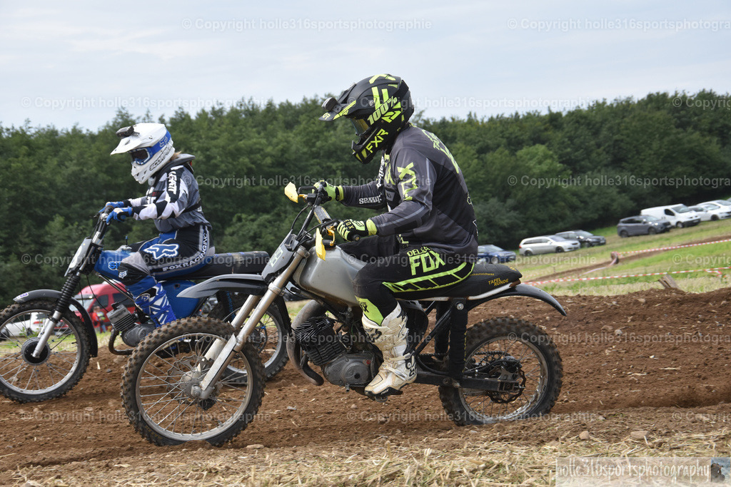 DSC_0854 | Sportfotografie , Motorsport, Motoross, Reitsport, Mointainbike, Enduro,
Landschaft , Outdoor, Eventfotografie, Landschaft, Bilder online bestellen - Realisiert mit Pictrs.com