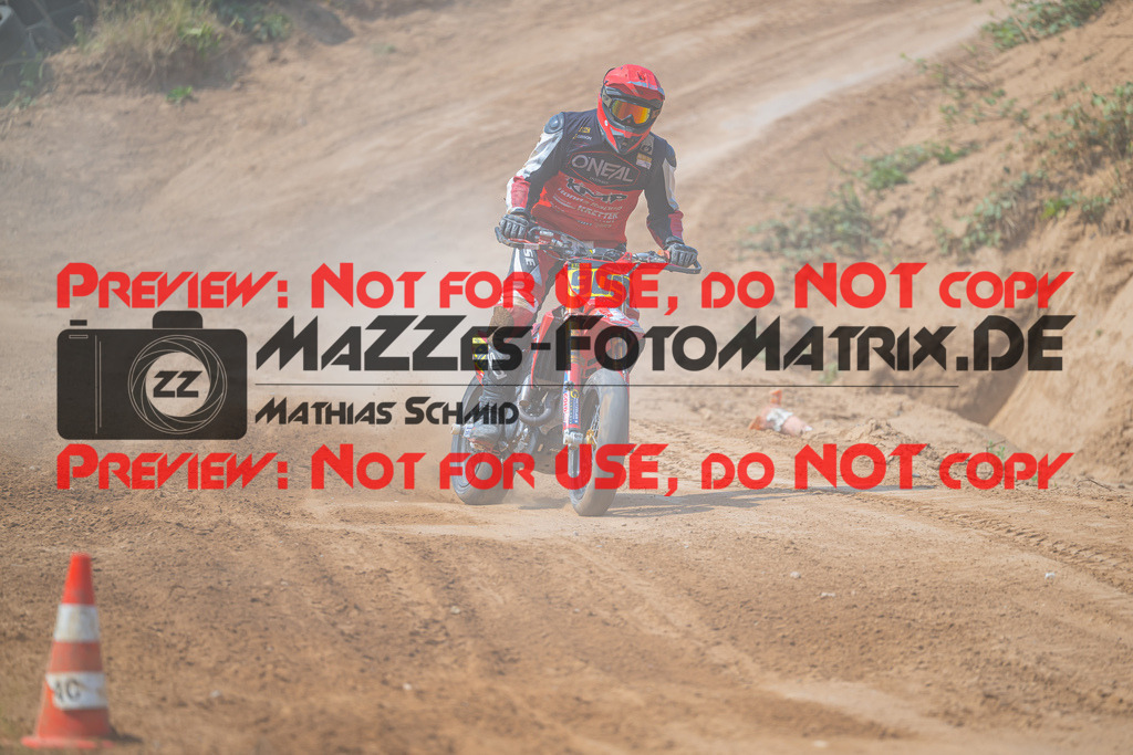 MaZZes-Fotomatrix-20260816-618072 | S2