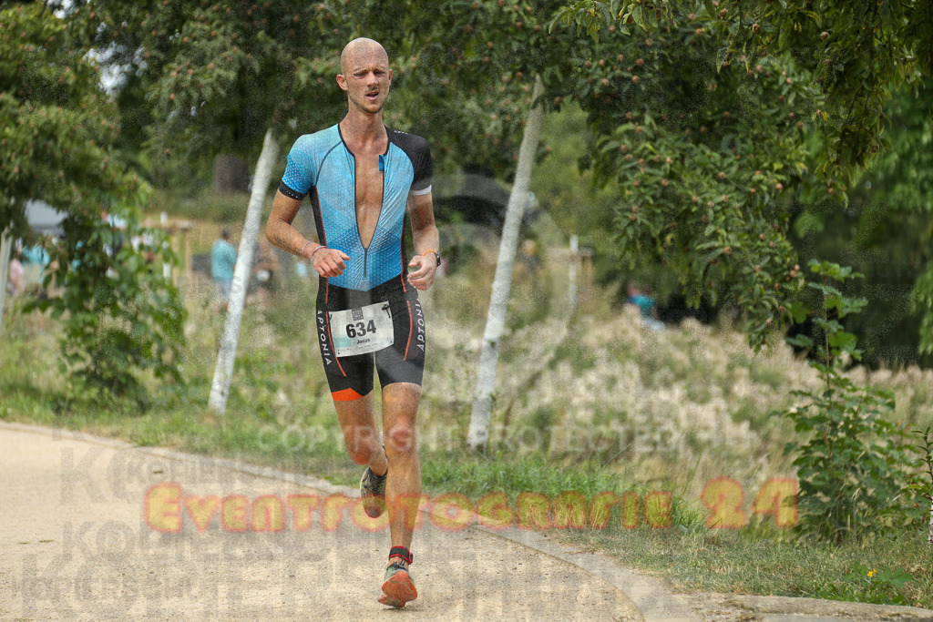 250824_1418_EX1_5729 | Sportfotografie im Rhein-Sieg Kreis, Köln, Bonn, NRW, Rheinland Pfalz, Hessen, etc. Unser Tätigkeitsfeld umfasst den Laufsport vom Volkslauf über den Marathon, Duathlon, Triathon bis zum Ultralauf wie Kölnpfad Ultra oder Schindertrail.