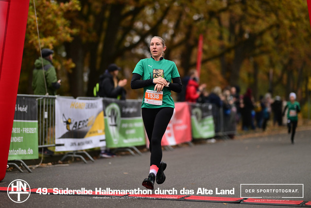 Süderelbe Halbmarathon 2025 I 09.11.2025 I Fotograf_DerSportfotograf.I 00573 | Der Sportfotograf. - Realisiert mit Pictrs.com
