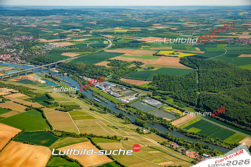 Luftaufnahme von Römerlager Marktbreit - Die Luftaufnahme wurde 2025 vom UL-Flugzeug heraus erstellt ( keine Drohne ) - Hochauflösende Luftaufnahme - für professionelle Ausdrucke geeignet. Die Geschenkidee !Mit Lizenz und Bildrechte bestellbar