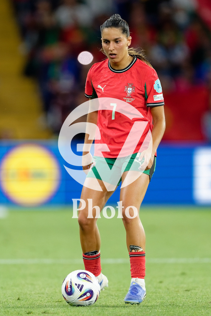 Portugal v Italy - UEFA Women's EURO 2025 Group B | GENEVA, SWITZERLAND - JULY 7:  Francisca Nazareth of Portugal controls the ball  during the UEFA Women's EURO 2025 Group B match between Portugal and Italy at Stade de Geneve on July 7, 2025 in Geneva, Switzerland. (Photo by Giuseppe Velletri/Sports Press Photo/Getty Images)