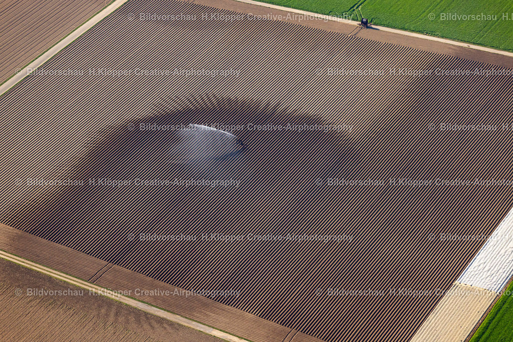 Luftbilder Schwalmtal-9966 | Luftbild Kreisförmige Bewässerung auf landwirtschaftlichen Feldern in Schwalmtal - Realisiert mit Pictrs.com