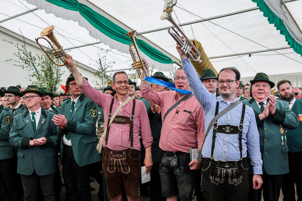 top-top.de 240509-280 | Foto, Video, Fotografie, Videografie, Fotobox, DJ, Discjockey, Musik, Musikbox, Veranstaltung, Photobooth, Amazon, Ebay, Buchtipp, Bestseller, Autor, Verlag, Buch, Wesel, Hamminkeln, NRW, Dinslaken, Rees, Drohne, Hochzeit, Party, Fotobox, Wesel, Fotograf