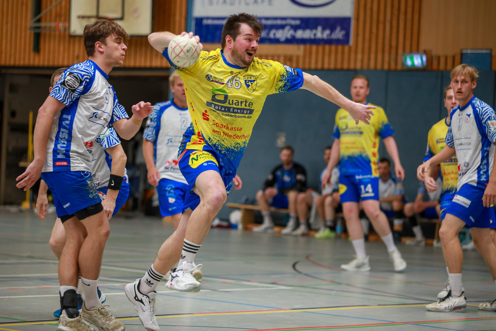 SVN_TVIssum_250426_006 | Bildergalerie von Sport-Ereignissen aber auch von weiteren spannenden Dingen - nicht nur vom Niederrhein. In Anlehnung an den bekannten Spruch von Hanns Dieter Hüsch heißt das Motto: "Niederrhein ist überall".  - Realisiert mit Pictrs.com