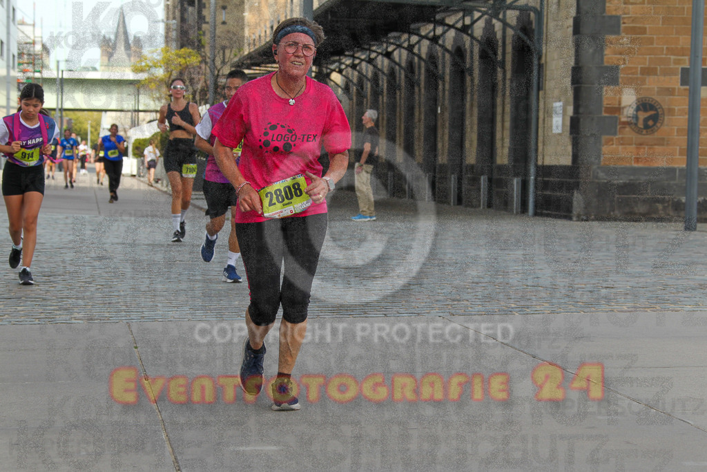 250920_1336_EV4_6244 | Sportfotografie im Rhein-Sieg Kreis, Köln, Bonn, NRW, Rheinland Pfalz, Hessen, etc. Unser Tätigkeitsfeld umfasst den Laufsport vom Volkslauf über den Marathon, Duathlon, Triathon bis zum Ultralauf wie Kölnpfad Ultra oder Schindertrail.