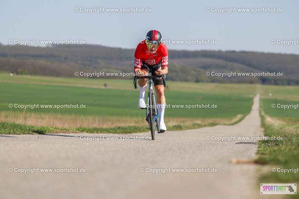 368A3618 | Neusiedlersee Radmarathon 2026@sportshot_your_pictrs #yourpictures#roadtowm2029 #nrm #neusiedlerseeradmarathon #neusiedlersee #neusiedlerseetourismus #burgenland #mörbisch #nrm26 #burgenlandtourismus #voglundco #poweredbyburgenlandtourismus #radsport #rad #marathon #ucigranfondo #visitburgenland #ucigranfondoworldseries