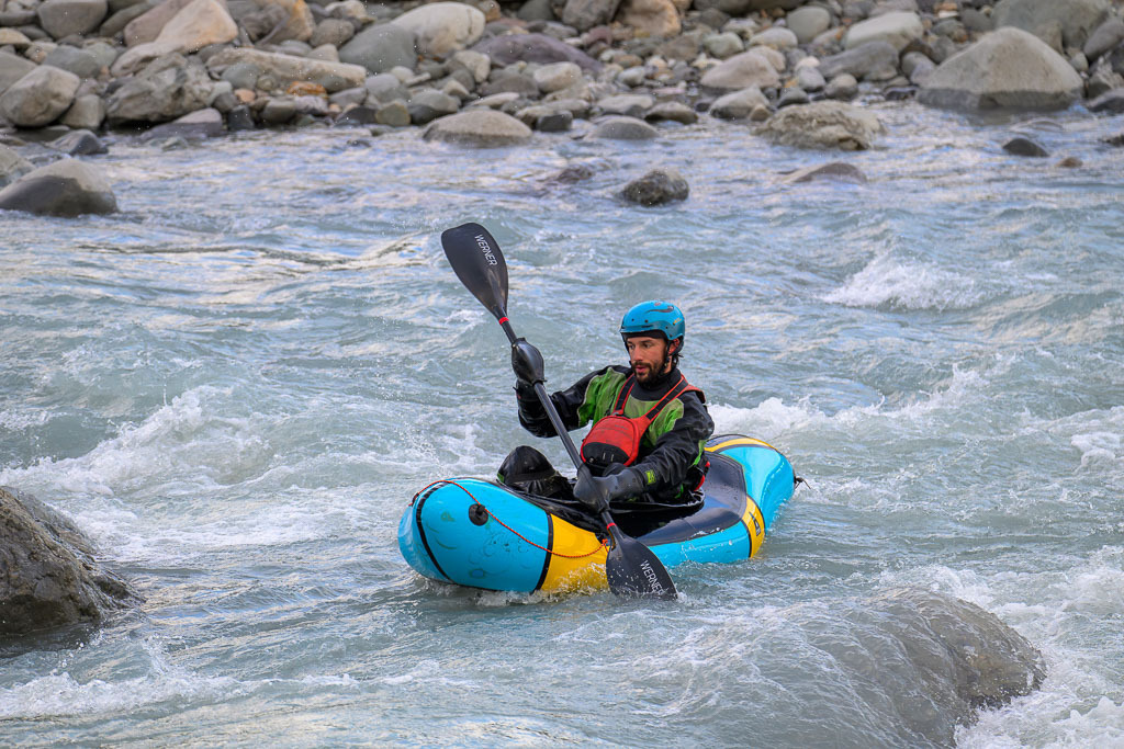 Alaska | Kajakfahrer auf dem Kennicott River. - Realisiert mit Pictrs.com