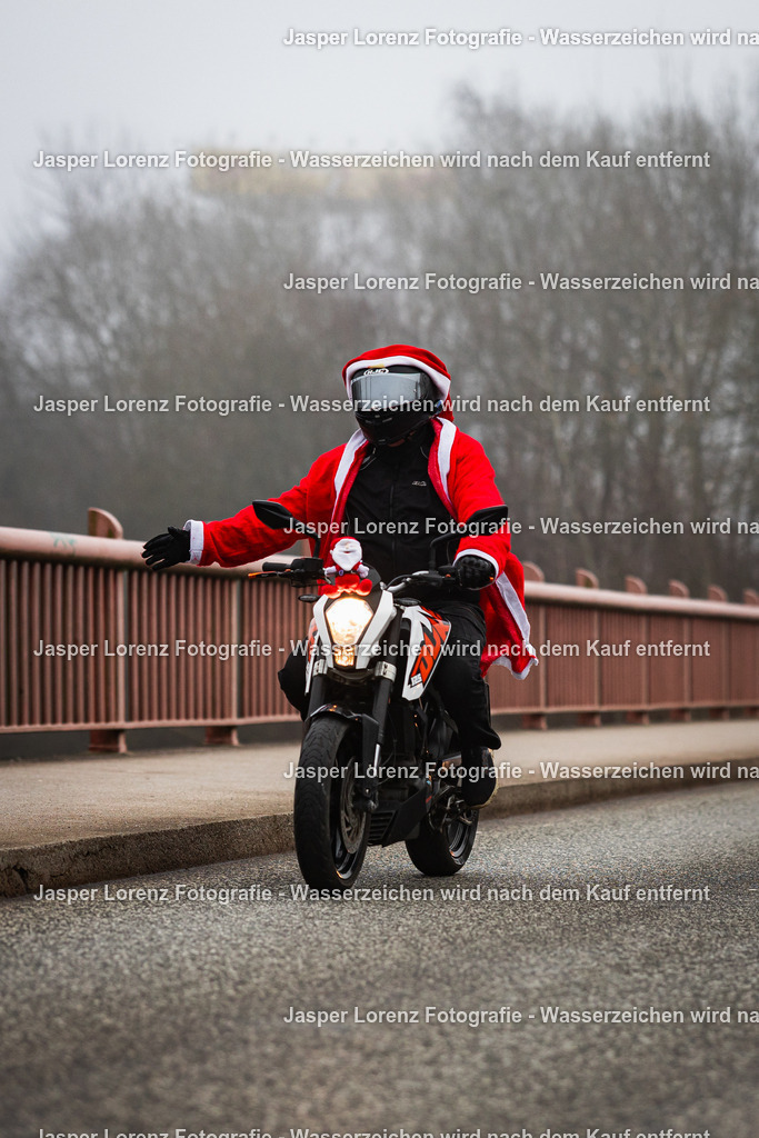 X-Mas Ride I Kiel I 2025 | Jasper Lorenz Fotografie - Realisiert mit Pictrs.com