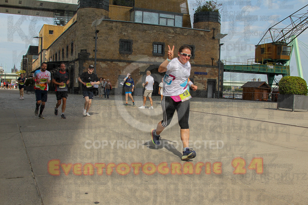 250920_1326_EV4_5588 | Sportfotografie im Rhein-Sieg Kreis, Köln, Bonn, NRW, Rheinland Pfalz, Hessen, etc. Unser Tätigkeitsfeld umfasst den Laufsport vom Volkslauf über den Marathon, Duathlon, Triathon bis zum Ultralauf wie Kölnpfad Ultra oder Schindertrail.