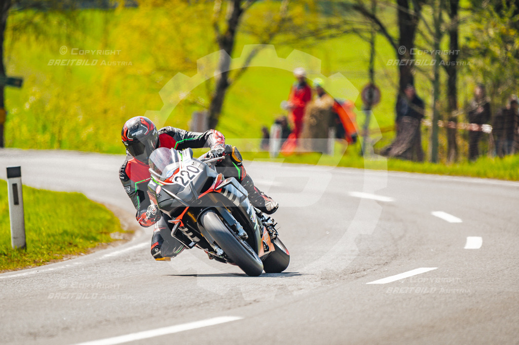 0768 - Bergrennen Landshaag2026 | BREITBILD Austria Webshop

Finde Fotos von: Breitbild, Breitbild Austria, Landshaag, Europeanbikers, KTM, BMW, Bergrennen, Bikeporn, Carporn, Bikes, Cars, Fotografie, Oberösterreich, Österreich, Berufsfotograf, Motorradteile Ganster, Julbach, Pannoniari - Realisiert mit Pictrs.com