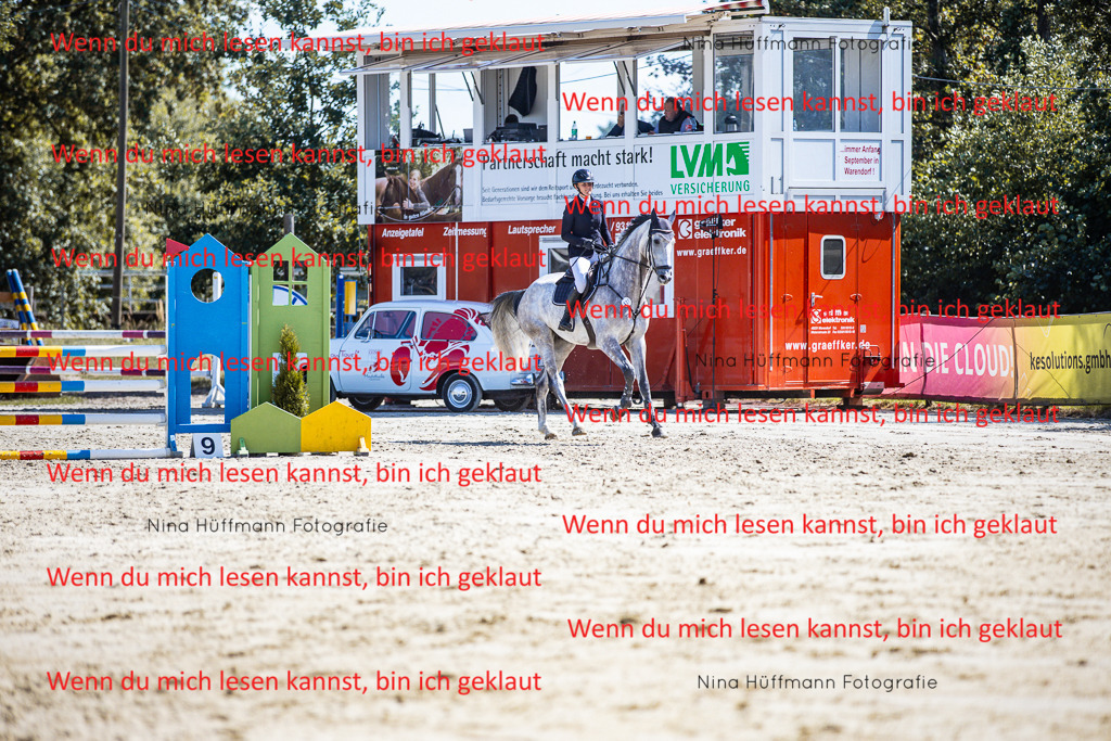 BK1A5549 | Turnierbilder Turnierfotos Nina Hüffmann Turnierfotografie Pferdefotografie Tierzeichnung Haustierzeichnung Pferdezeichnung Hundezeichnung Videograf  - Realisiert mit Pictrs.com
