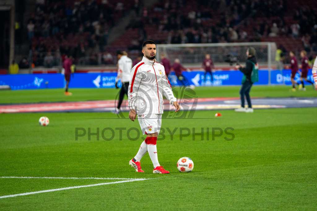 VfB Stuttgart vs. RB Leipzig, Fussball, 1. Bundesliga, 26. Spieltag, 15.03.2026 | Deniz Undav (VfB Stuttgart, #26),VfB Stuttgart vs. RB Leipzig, Fussball, 1. Bundesliga, 26. Spieltag, 15.03.2026Foto: photosbyphips/Philip Ziegler
