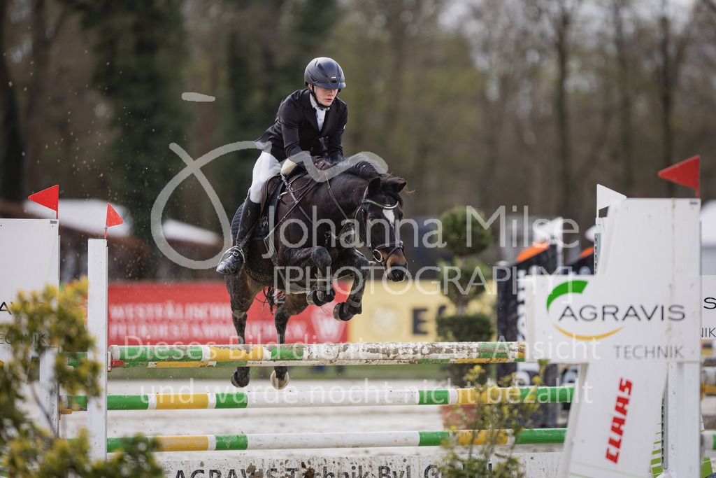 230402_MünsterHandorf_PonyTrophy-427 | Deine schönsten Turniermomente als professionelle Fotos! Entdecke hochwertige Pferdesport-Fotografie im Online-Shop. Jetzt Fotos finden & bestellen!
